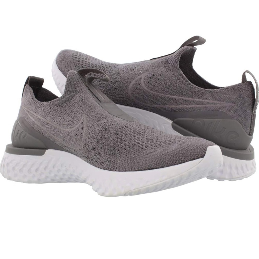 Nike Epic Phantom React - Size 7 - image 1